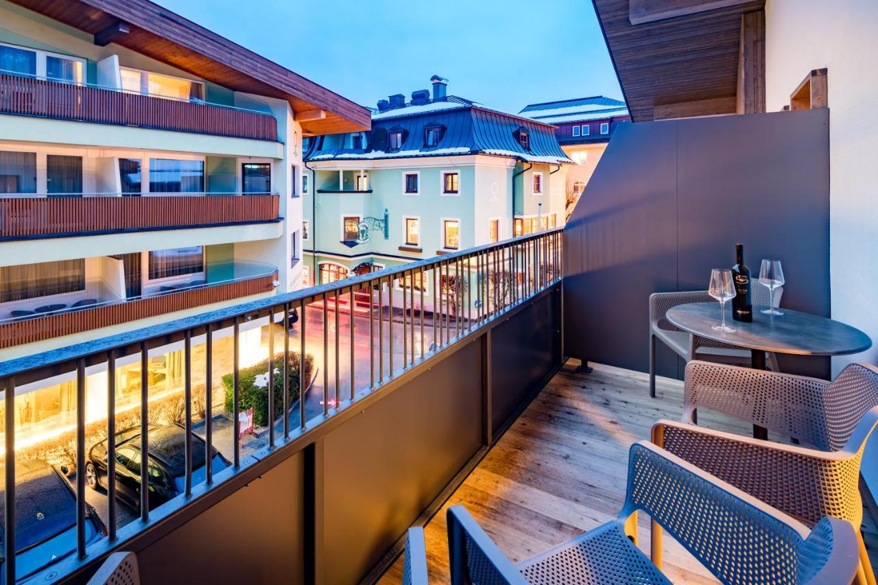 Hotel Gruener Baum Цел ам Зее Екстериор снимка